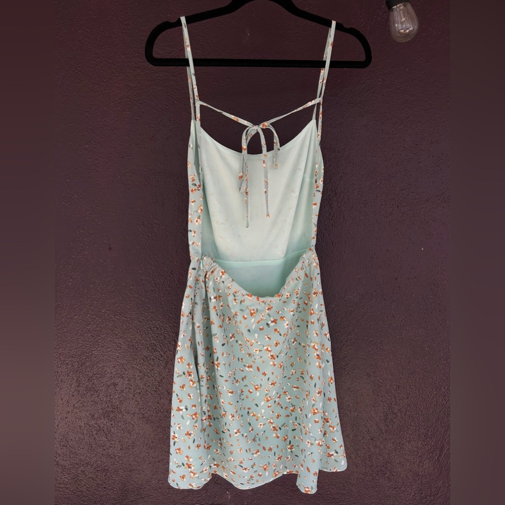 Backless floral sun dress